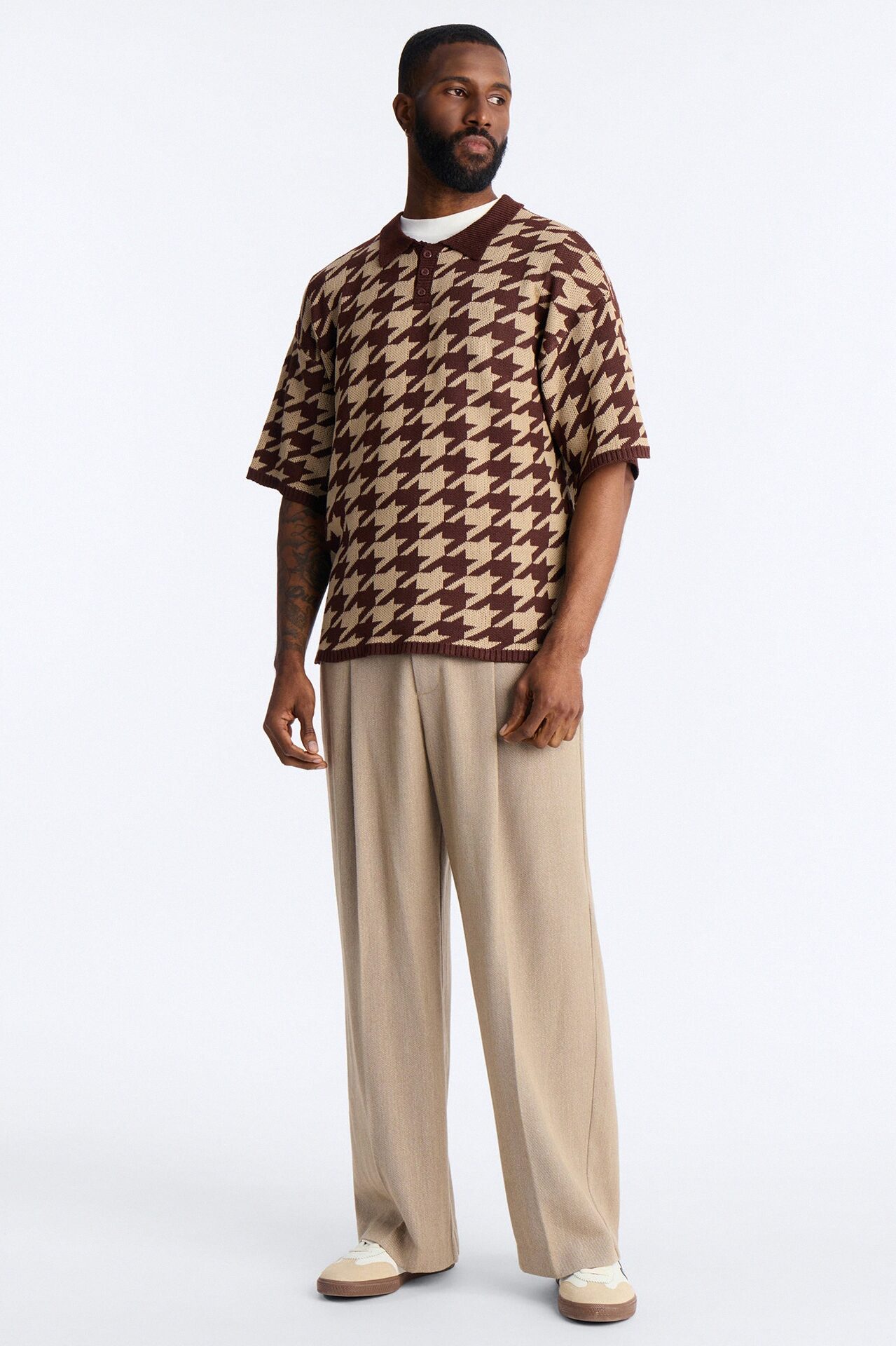 Houndstooth Short Sleeve Knitted Polo - Brown