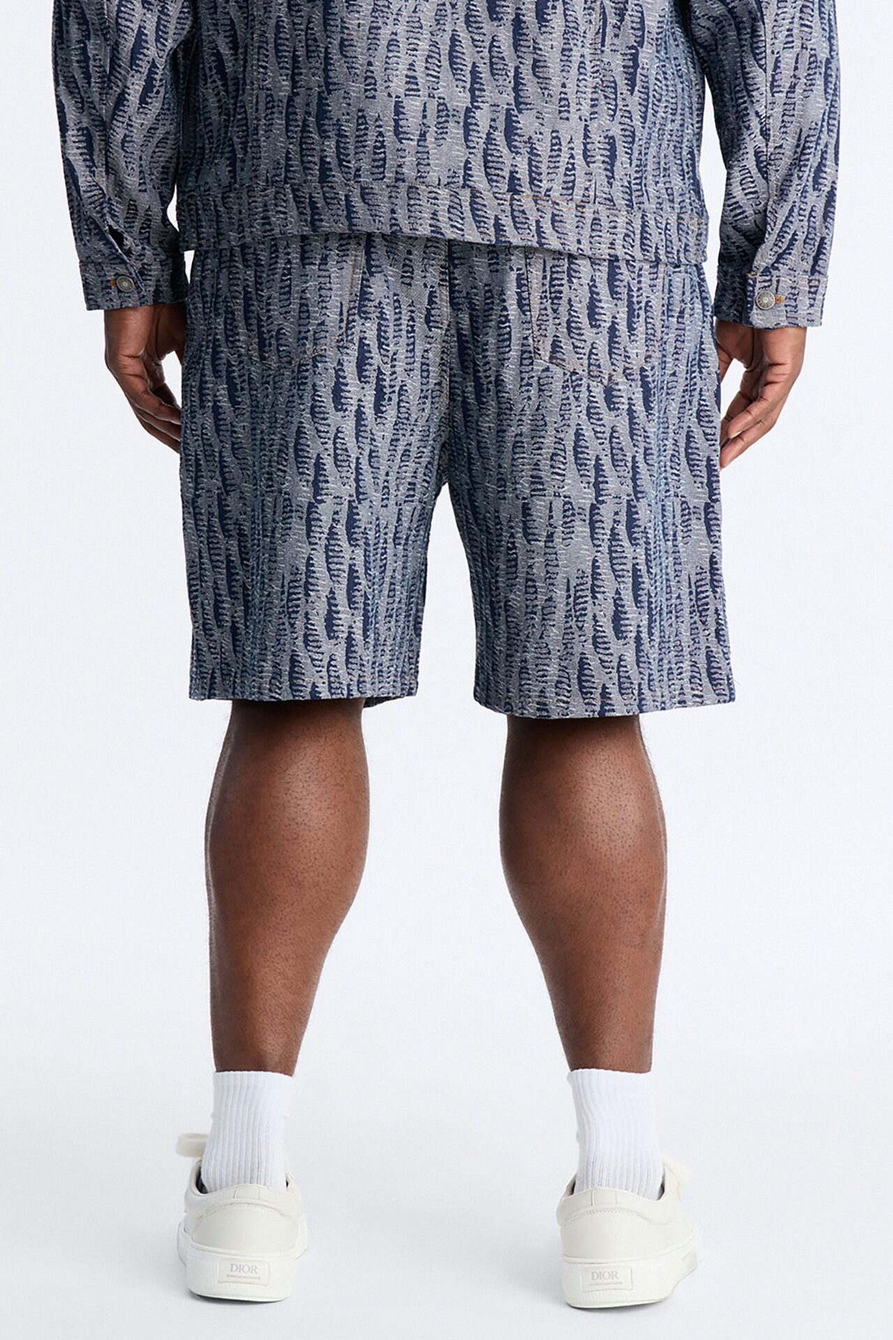 Relaxed Matrix Jacquard Denim Short - Dark Wash