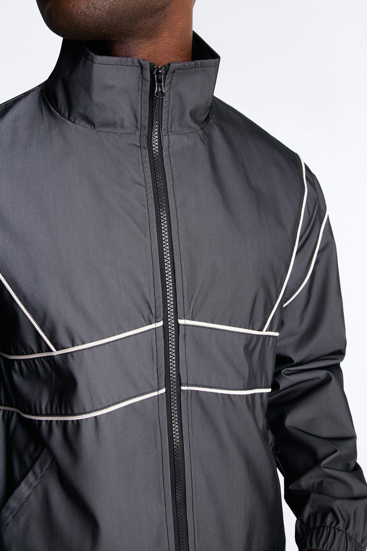 Relaxed Chroma Reflective Mesh Overlay Windbreaker Jacket - PlatinumIce