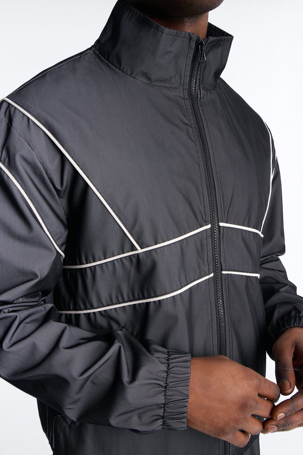 Relaxed Chroma Reflective Mesh Overlay Windbreaker Jacket - PlatinumIce
