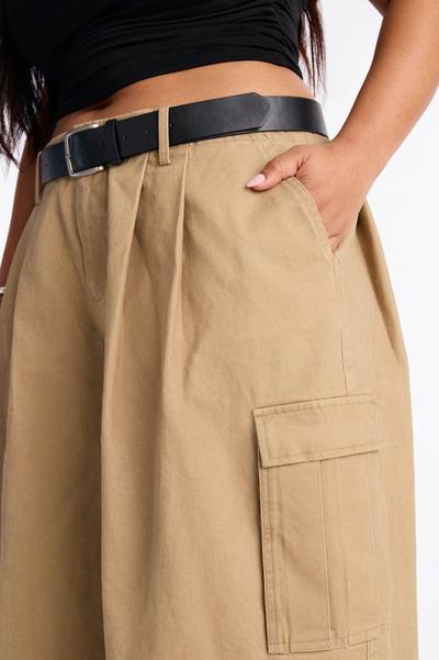Raelynn Low Rise Belted Barrel Leg Cargo Pant - Khaki