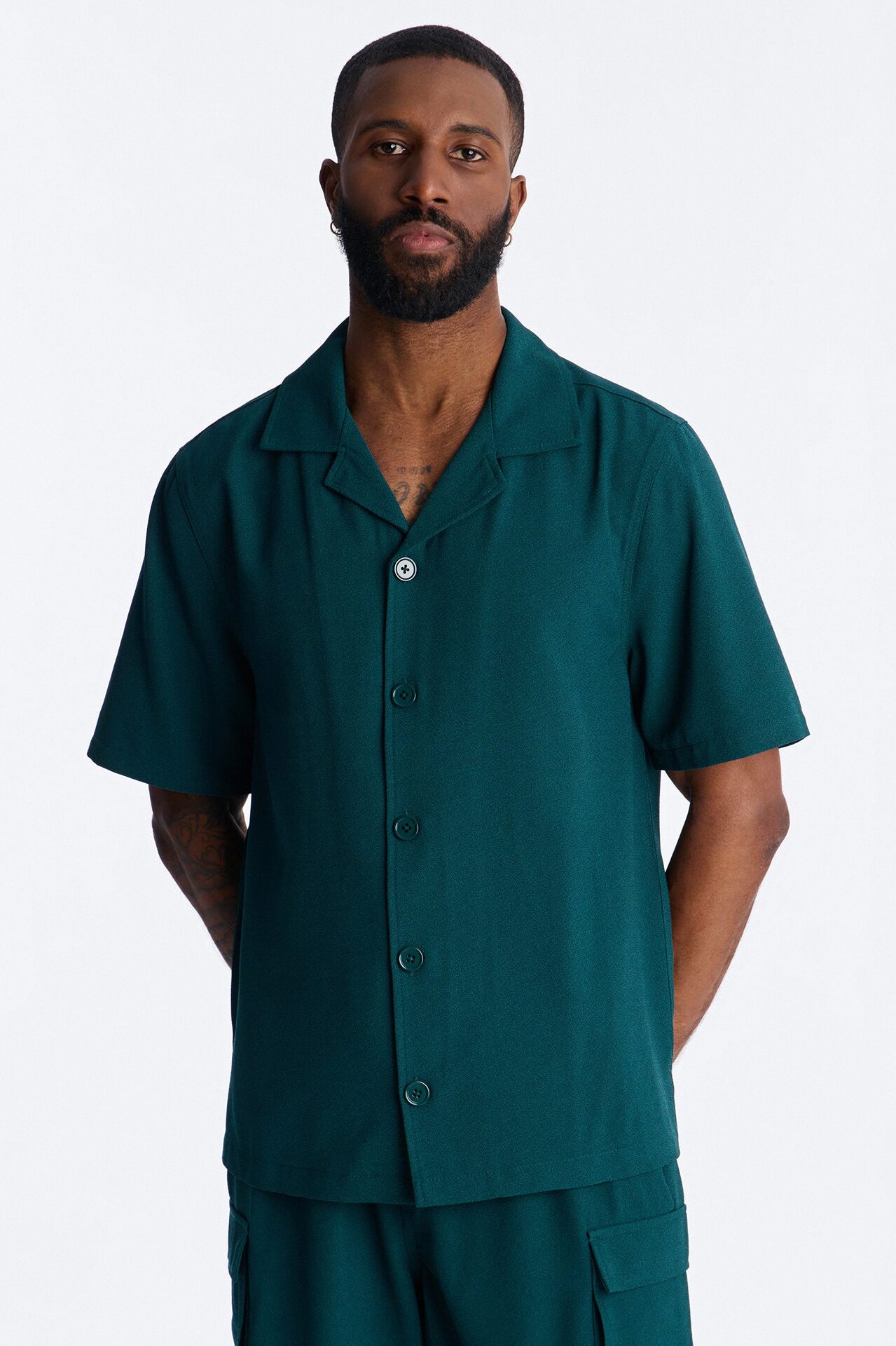 Golden Hour Short Sleeve Button Up - Hunter Green