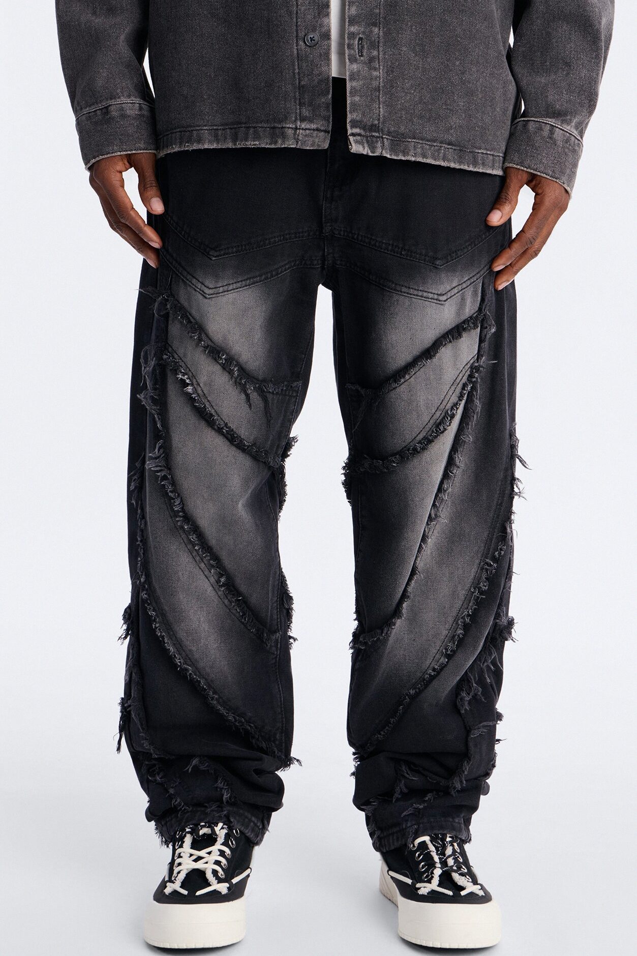 Straight Street Fray Jeans - Black Wash