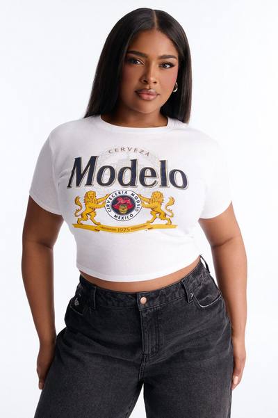 Modelo Cerveza Baby Tee - White