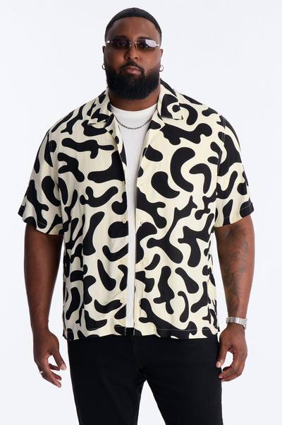 Bold Metric Cuban Shirt - Black