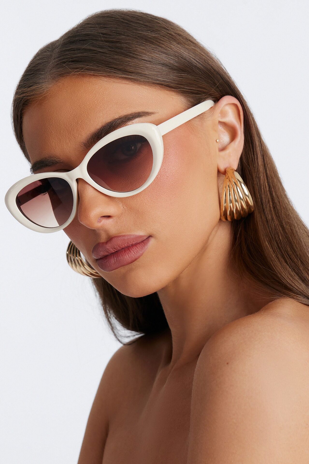 Chic Flick Sunglasses - Ivory