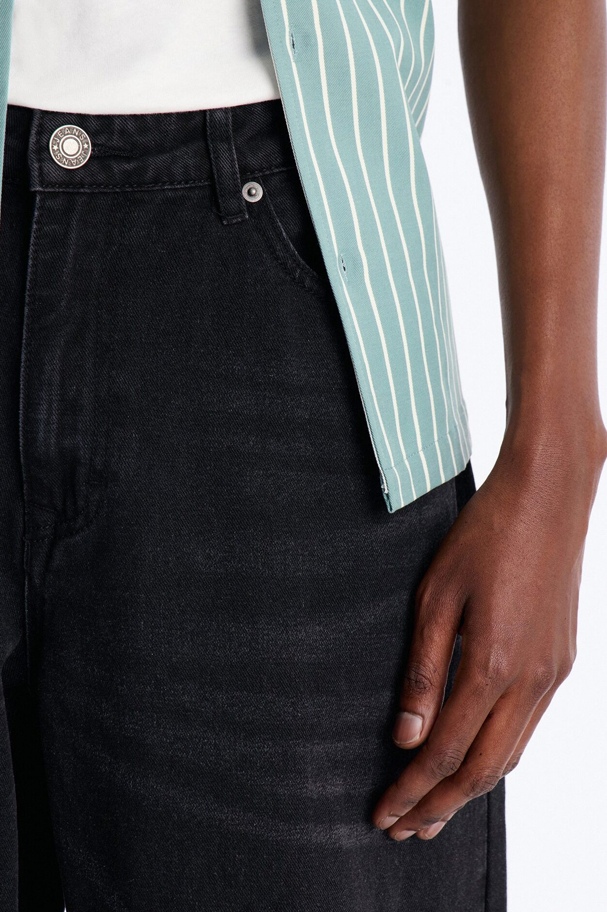 Essential Baggy Rigid Jean - Black Wash