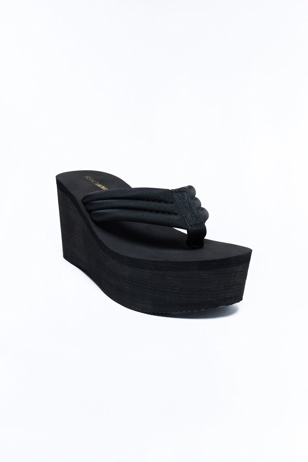 Gal Thong Platform Wedges - Black