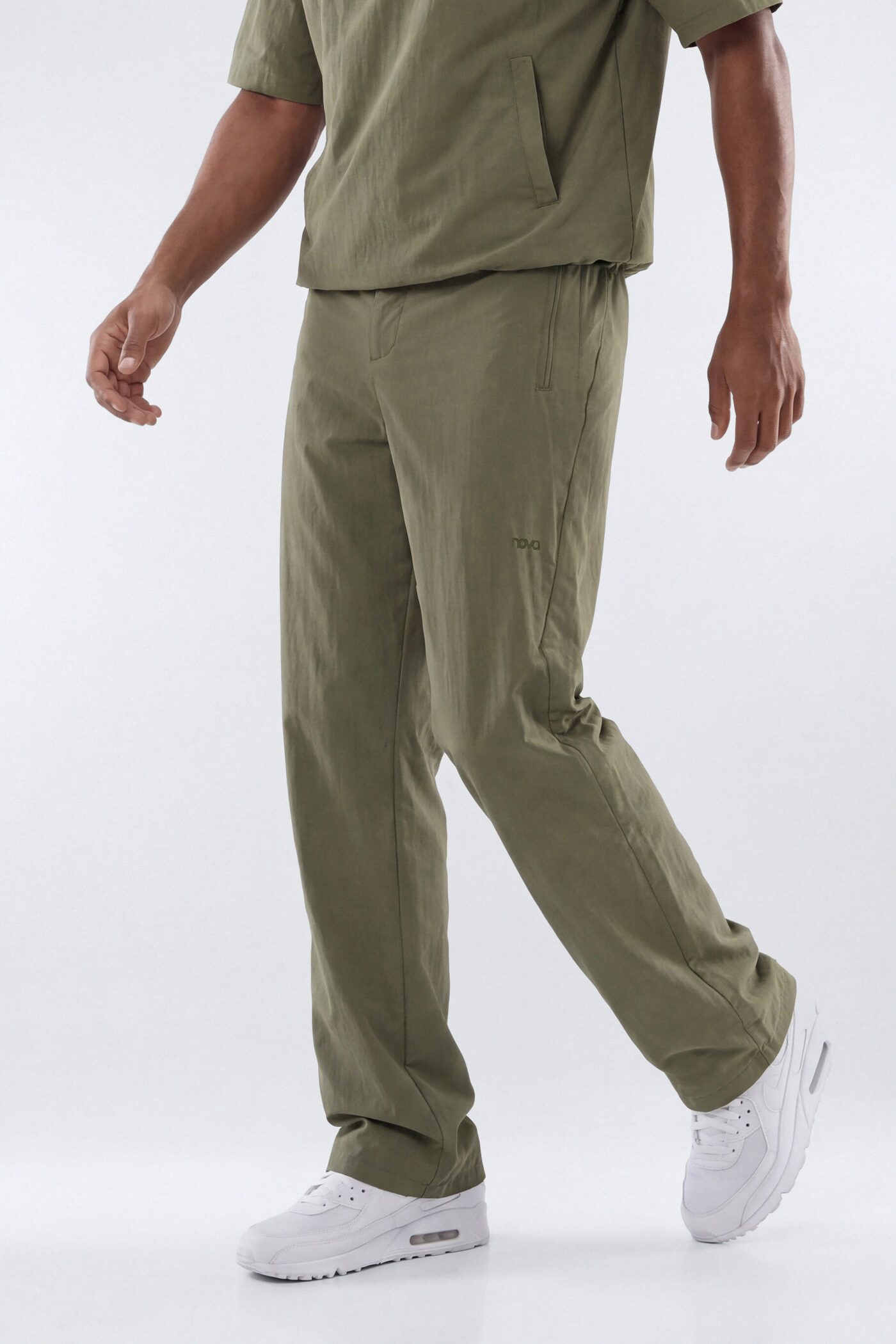 CoreNylon 32″ Front Snap Active Pants - Moss