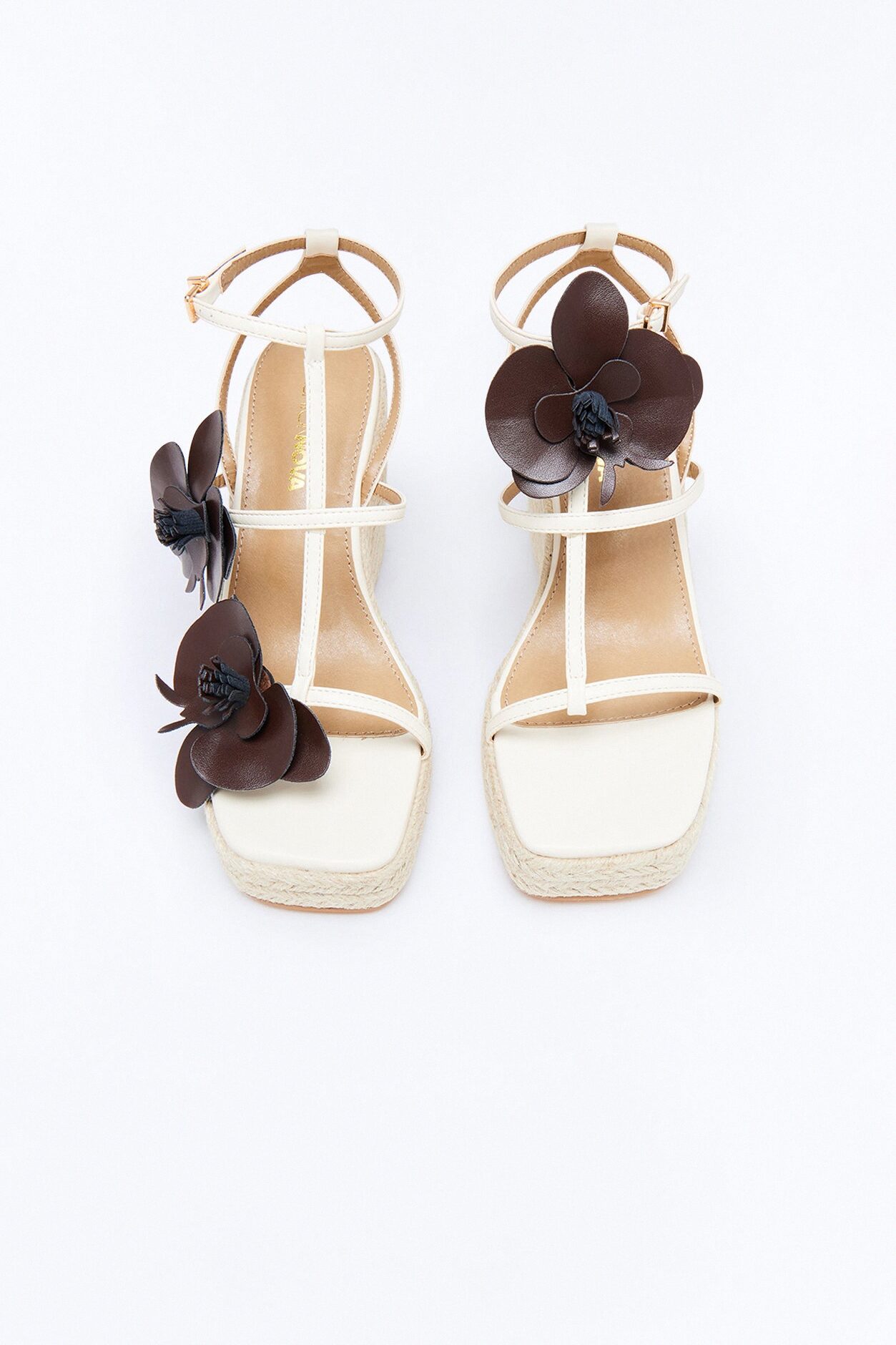 Rerun Flower Jute Wedges - Beige