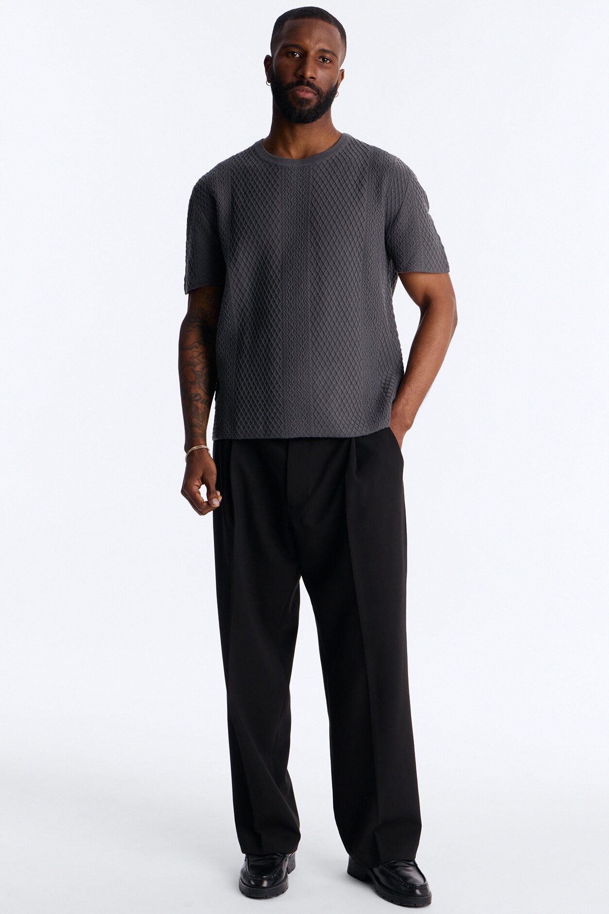 Relaxed Knitted Crewneck Tee - Black
