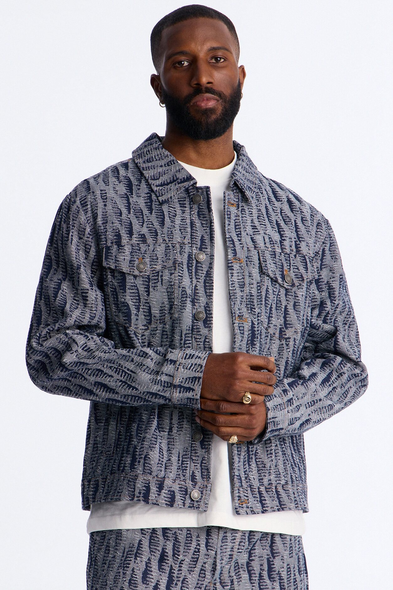 Cropped Matrix Denim Trucker Jacket - Dark Wash