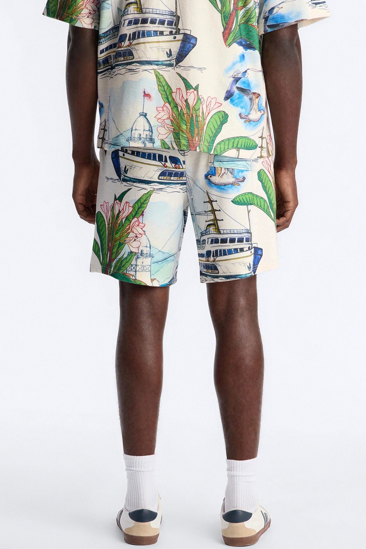 Relaxed Portofino Vista Short - Multi Color