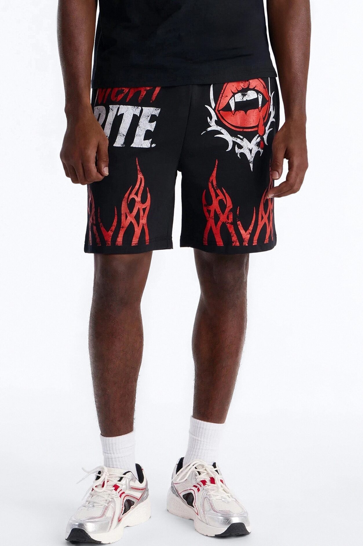 Night Bite Sweatshorts - Black