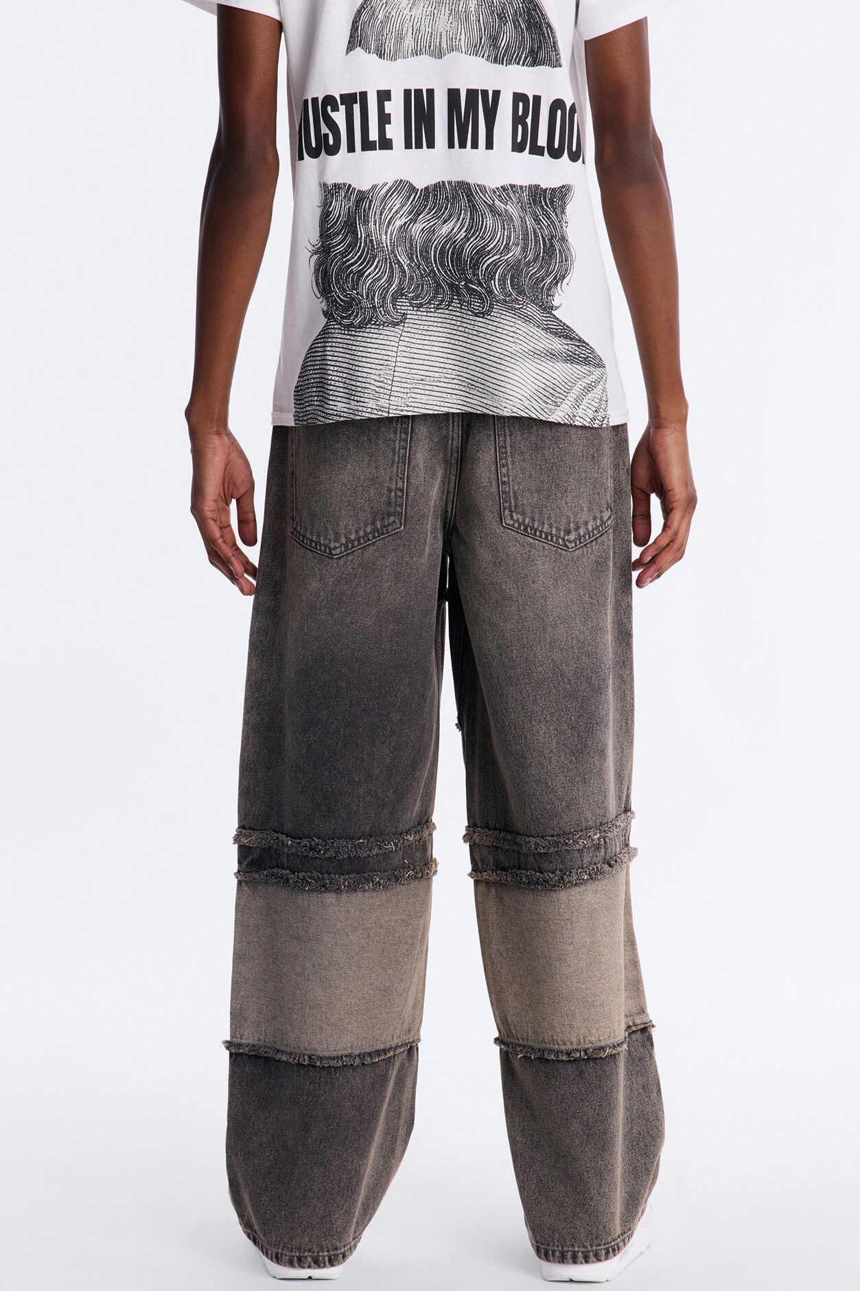 Baggy Fray Zone Jeans - Grey