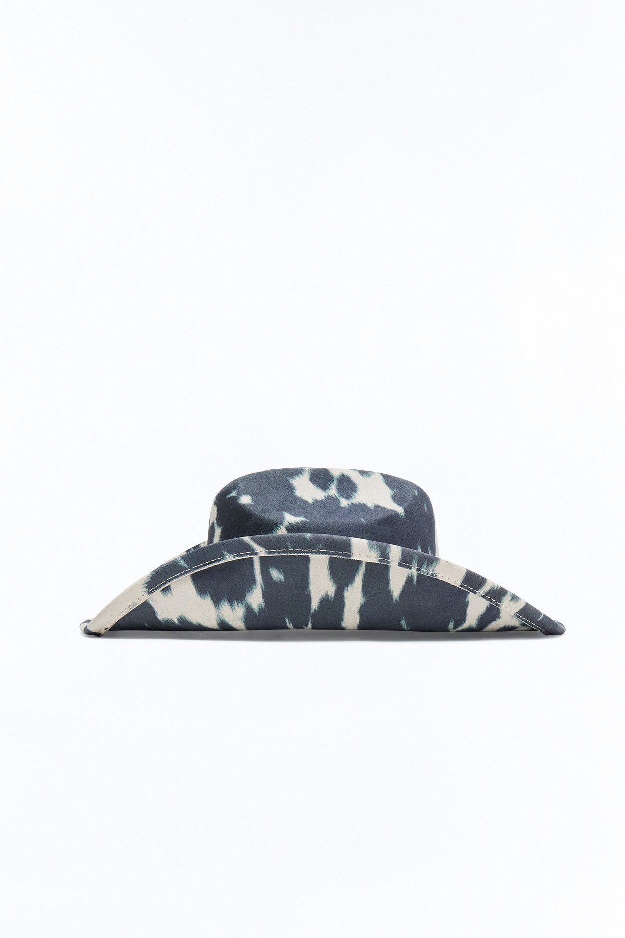 A Farm Boy's Heart Cowboy Hat - Black/combo