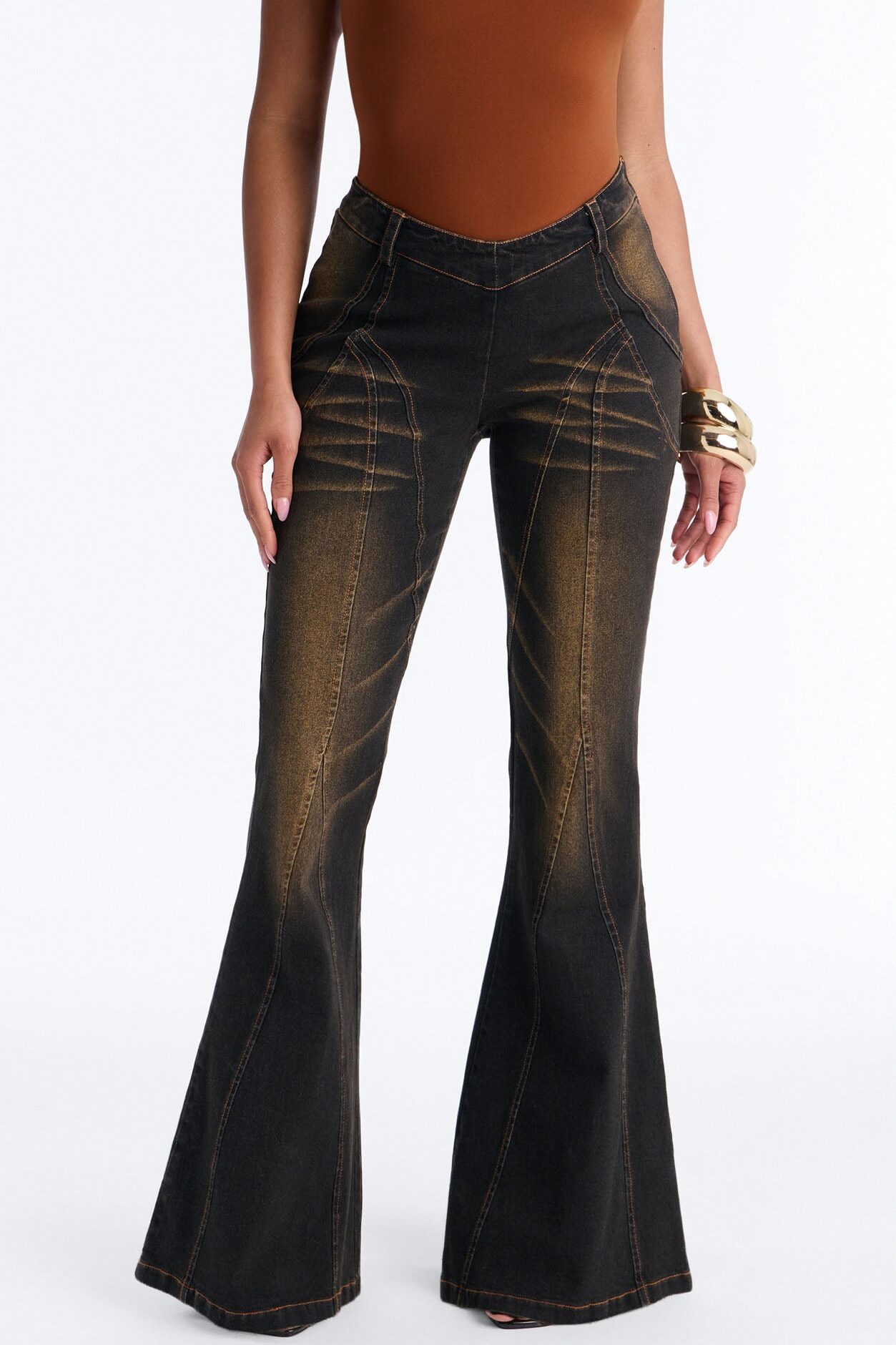 Blake Low Rise Washed Flare Pant 33″ - Black Wash