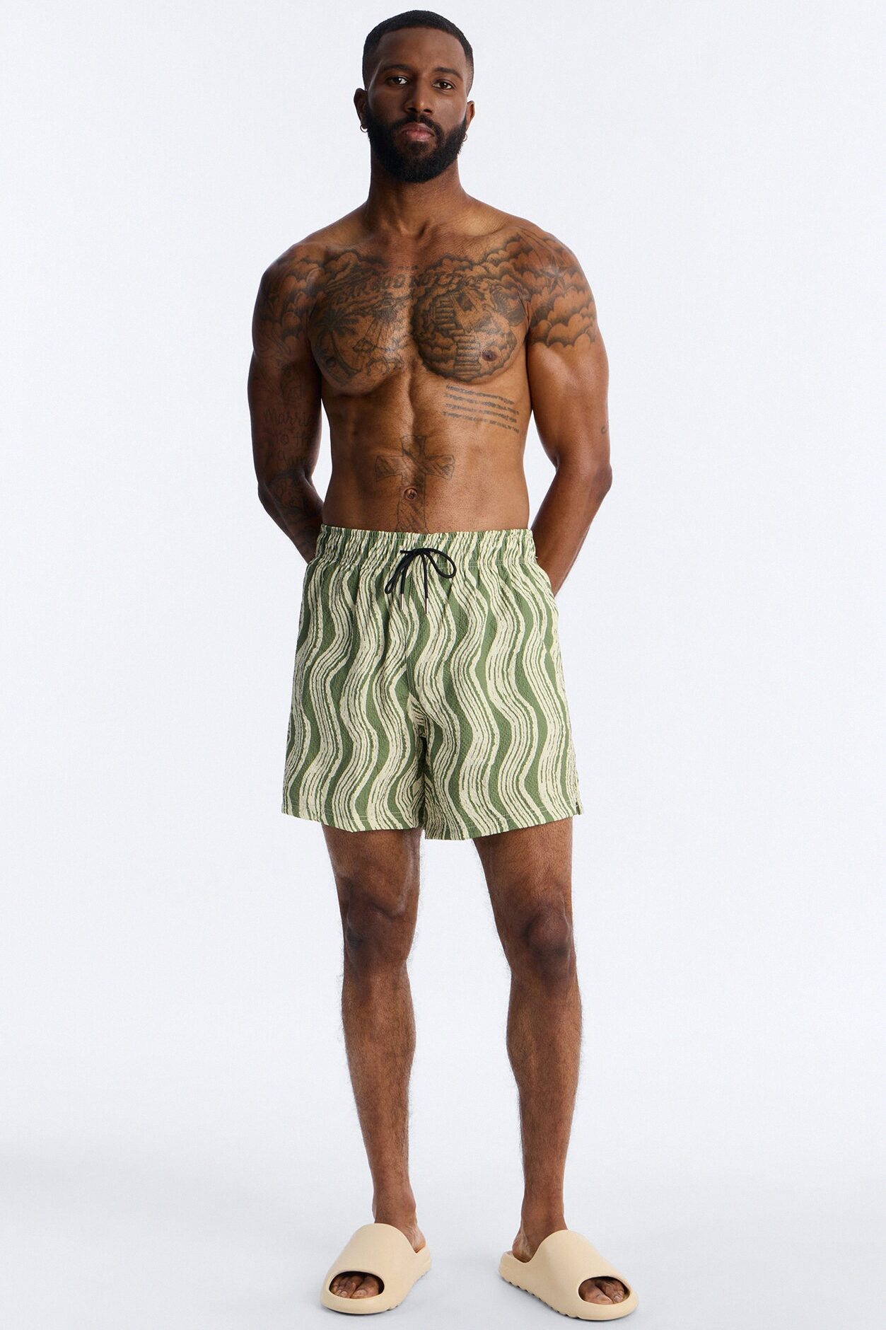 Wave Printed Seersucker Swim Trunk 6″ - Olive