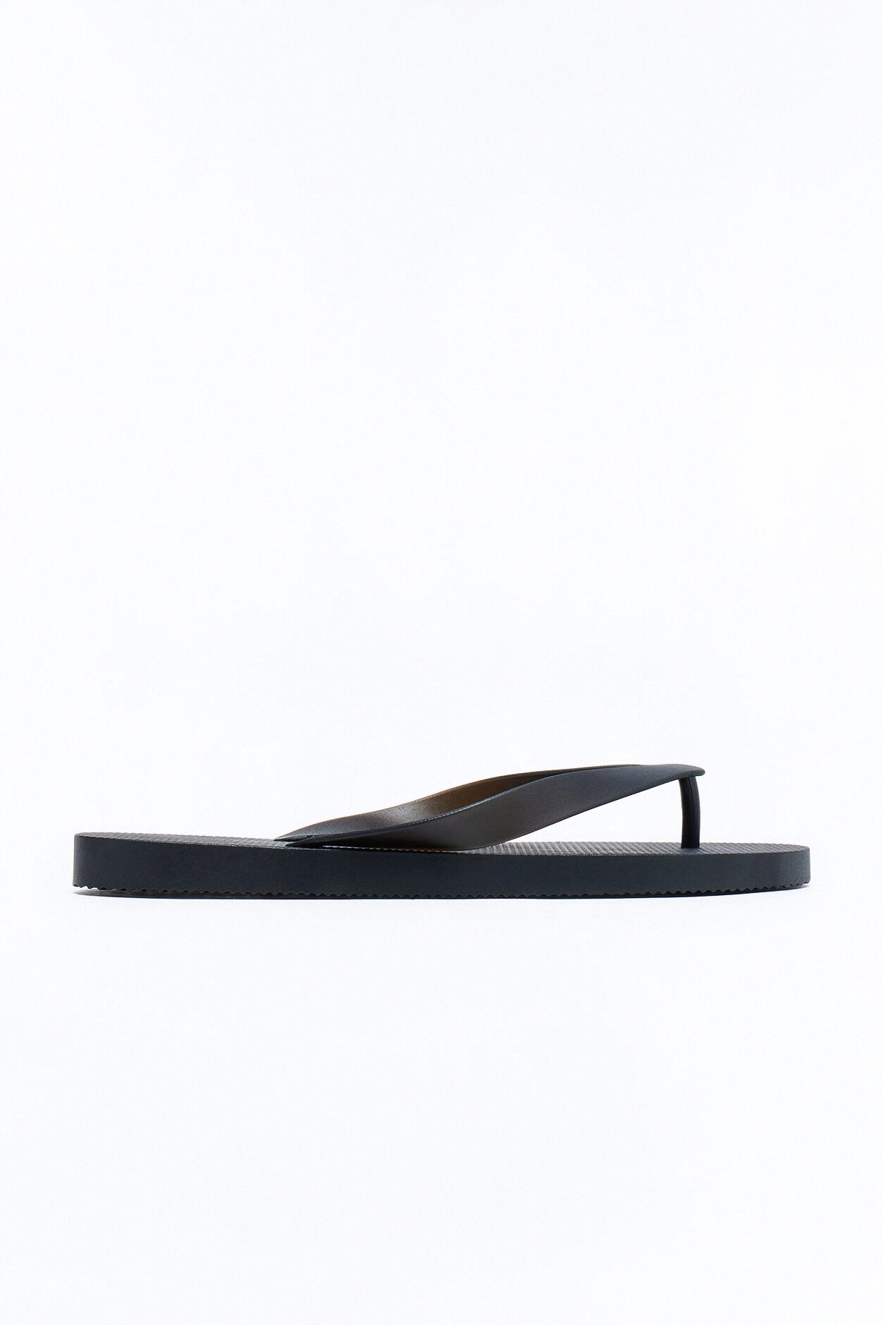 Waves Flip Flops - Black
