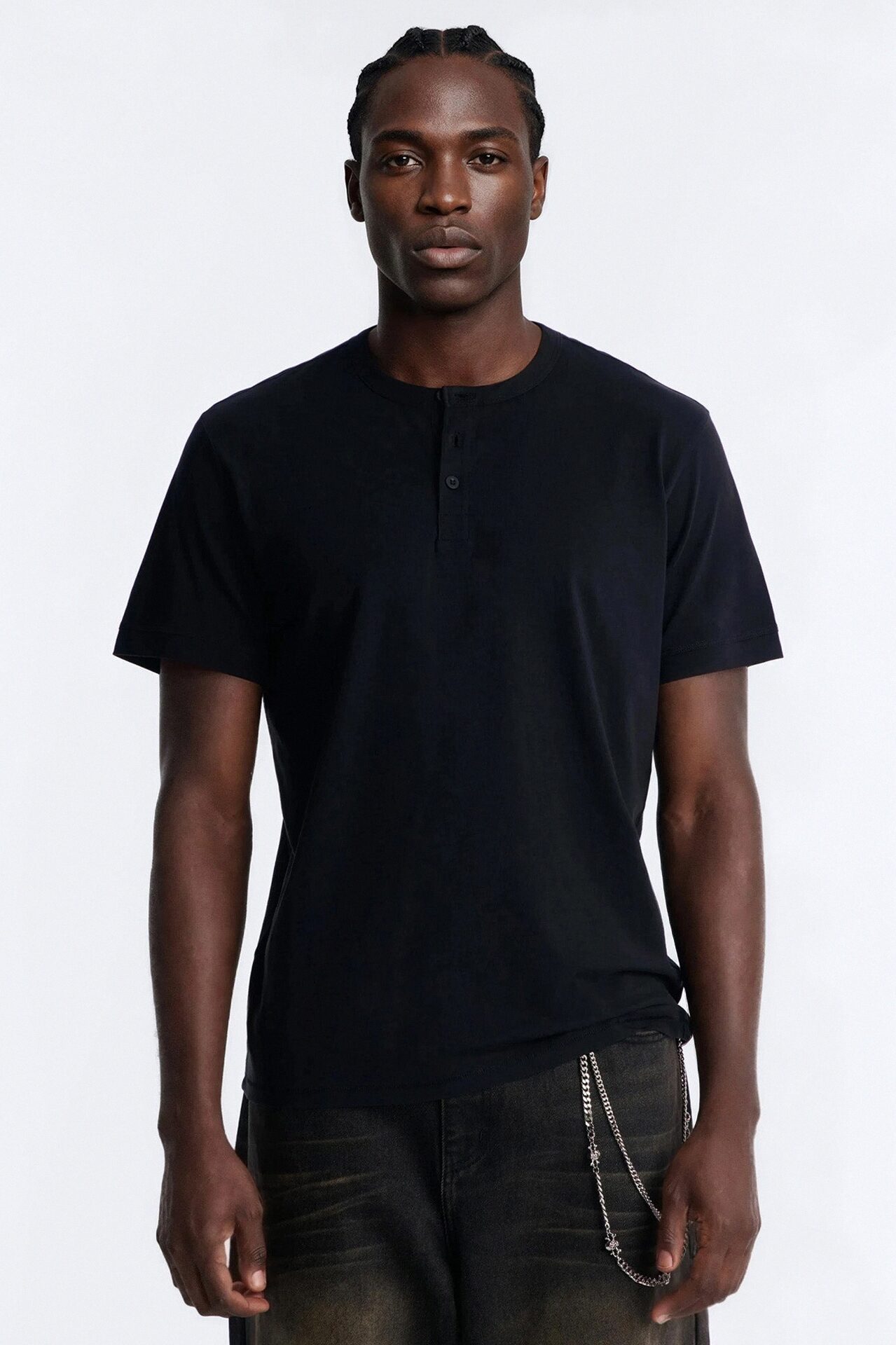 Your Everyday Classic Henley - Black