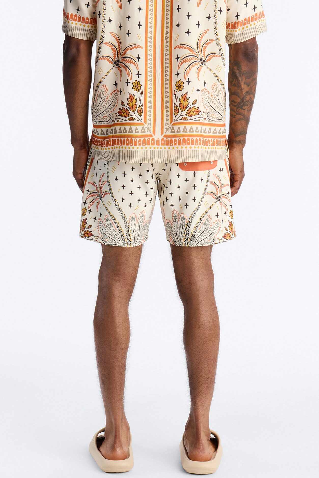 Tropical Twilight Resort Swim Trunk 7″ - Off White