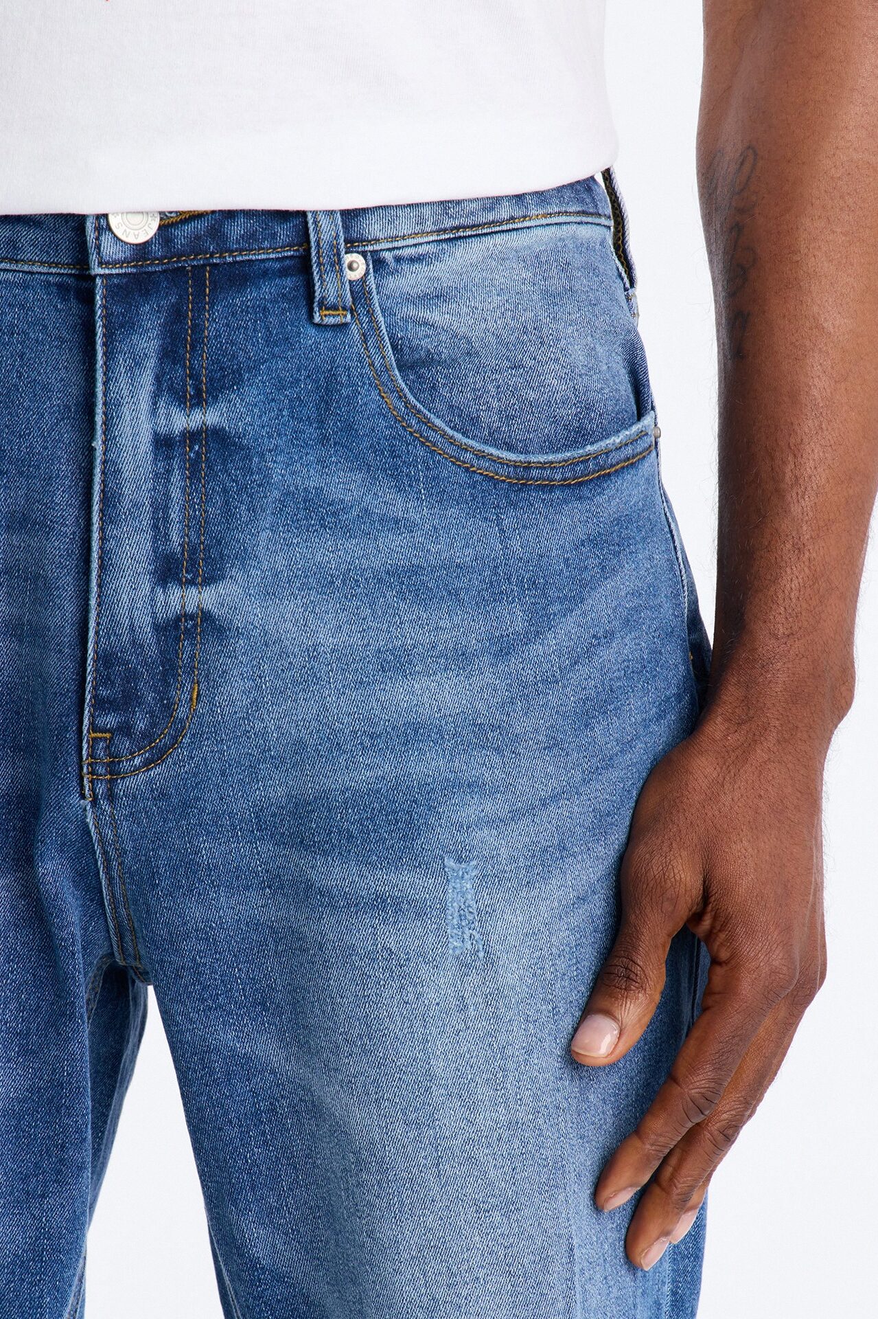 Got You Distressed Slim Jeans - Dark Wash