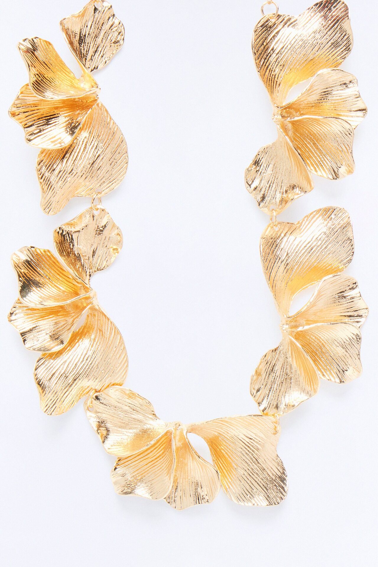 Petals For You Necklace - Gold