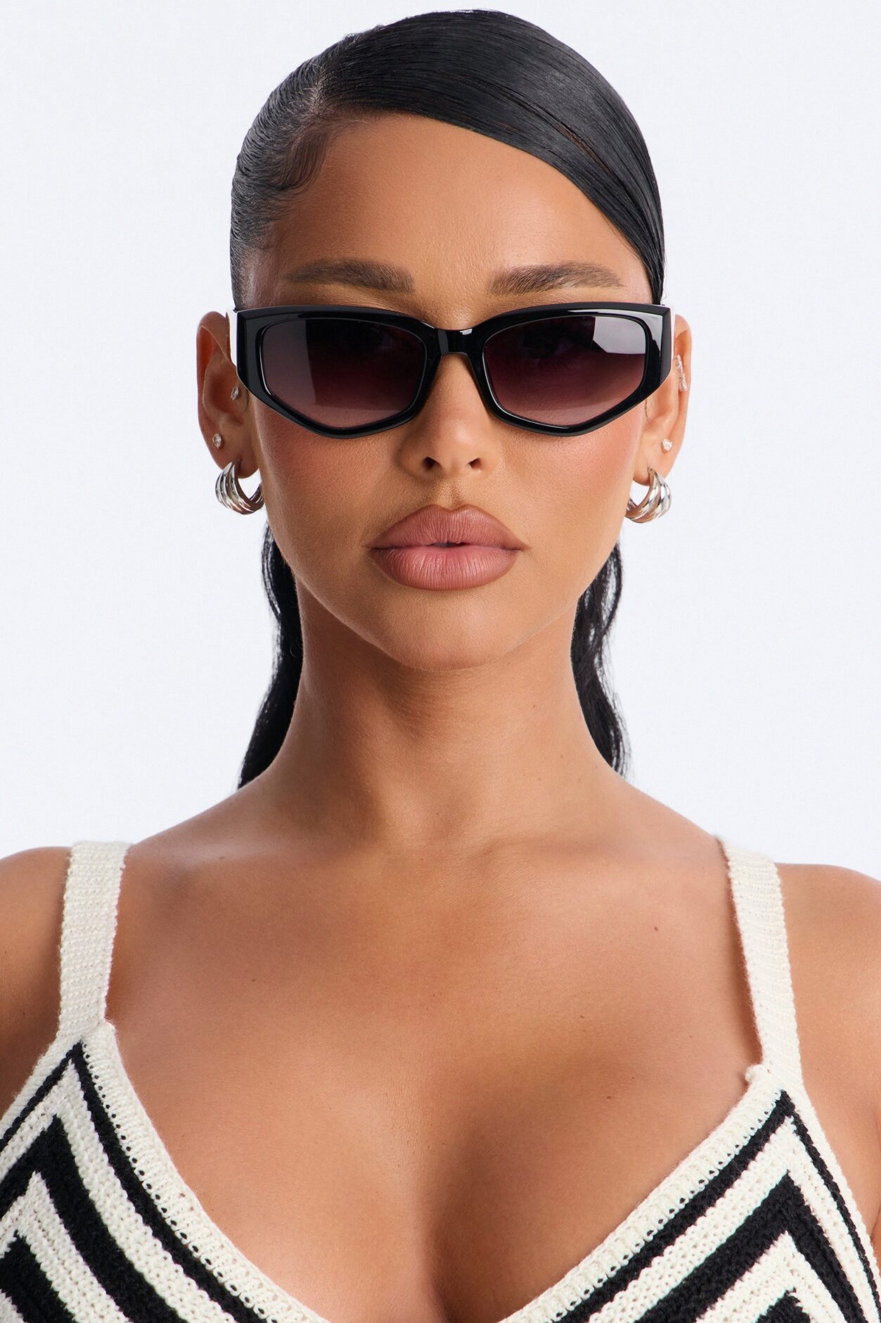 My Kinda Girl Sunglasses - Black/Purple