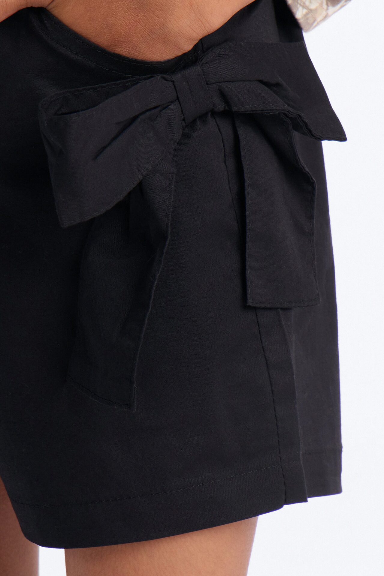 Mini Jackie Bow Poplin Short - Black