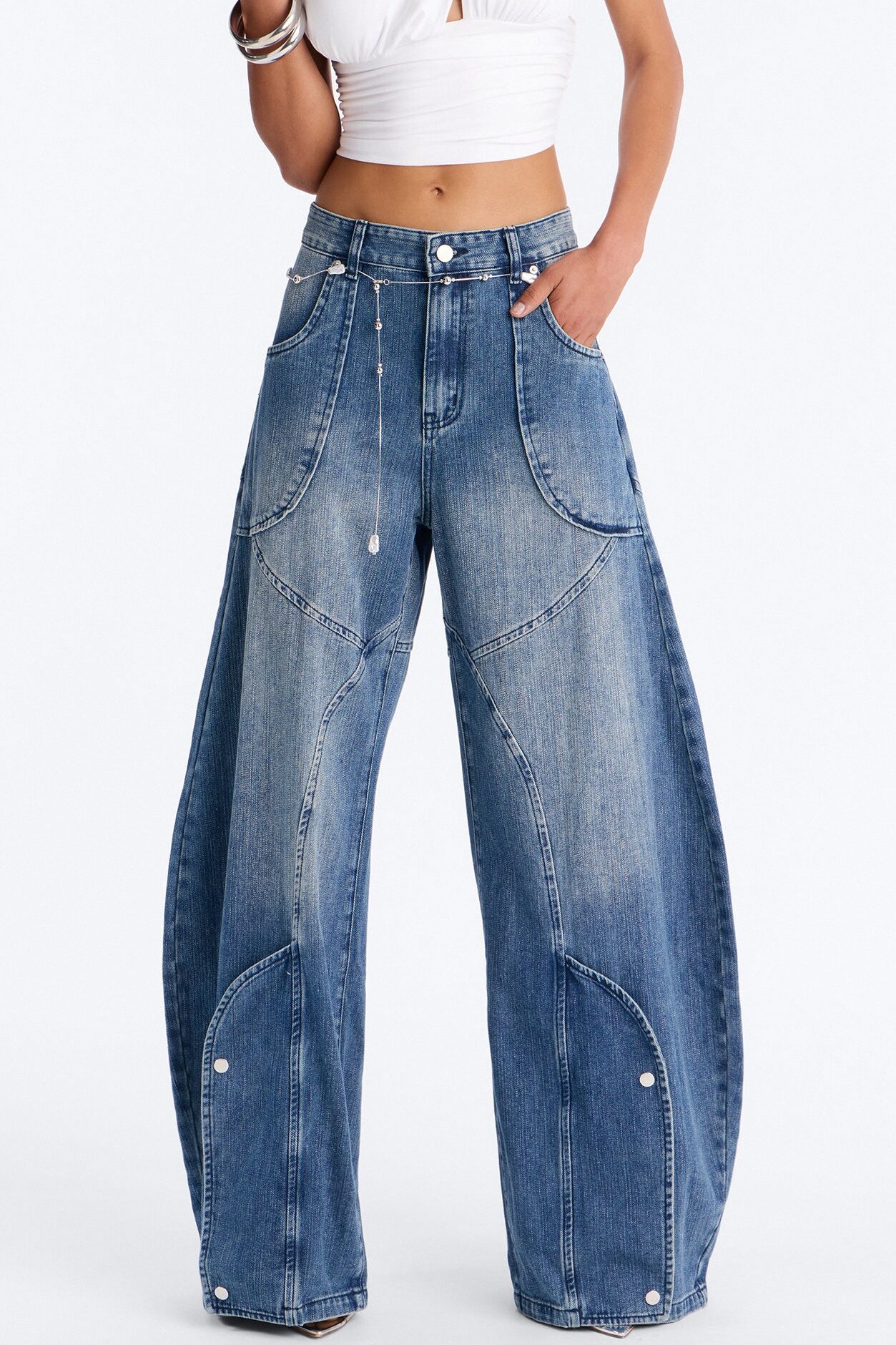 Meet Me Somewhere Chain Belted Barrel Jeans - Vintage Wash