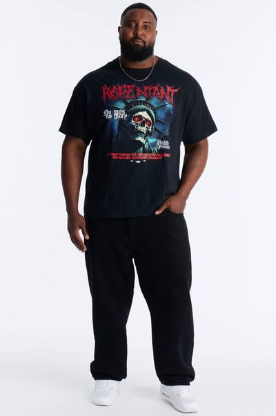 Repentant Skull Graphic Short Sleeve Tee - Black