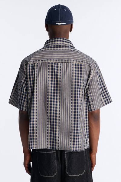Relaxed Cropped Creekside Stripe Distressed Button Up Shirt - Navy