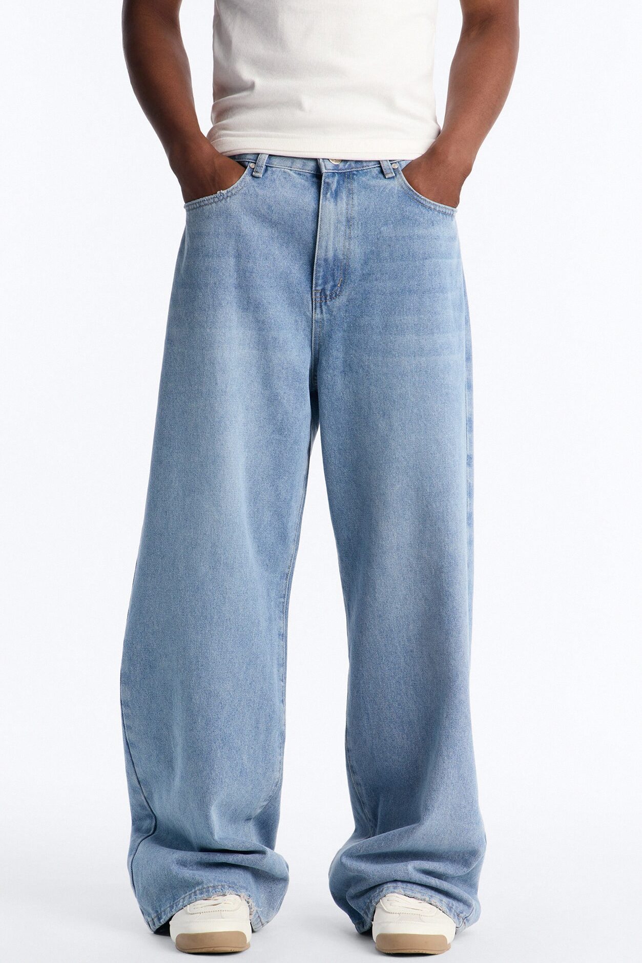 Clean Baggy 5 Pocket Jean - Light Blue Wash