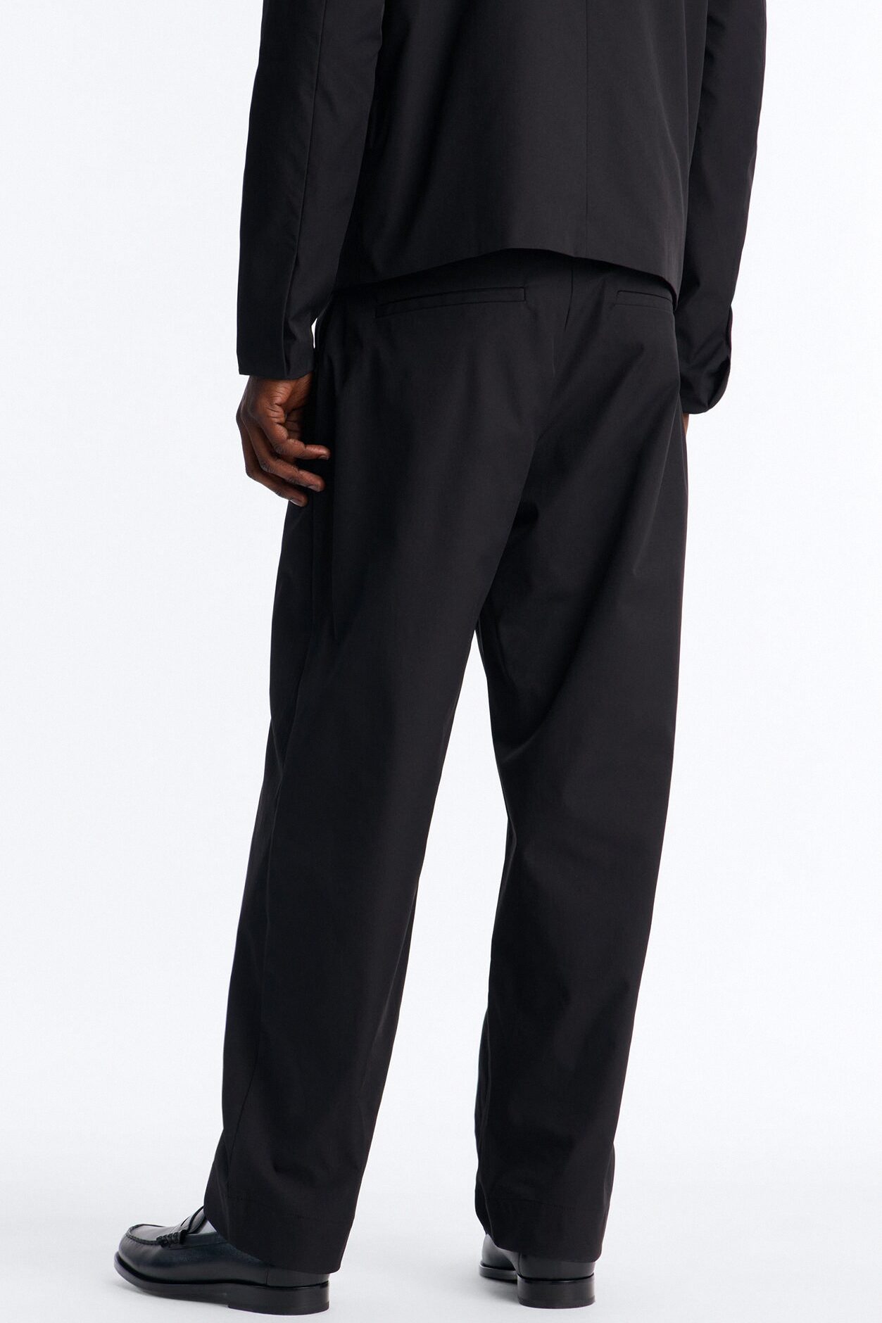 Relaxed Straight Heirloom Pleated Trouser - Black