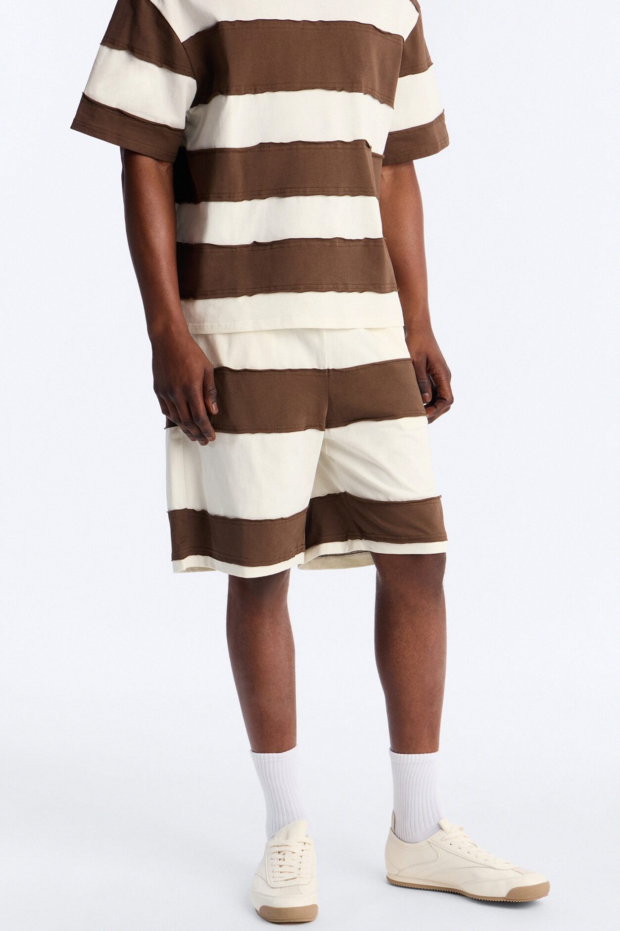 Dean Distressed Stripe Short - Brown/combo