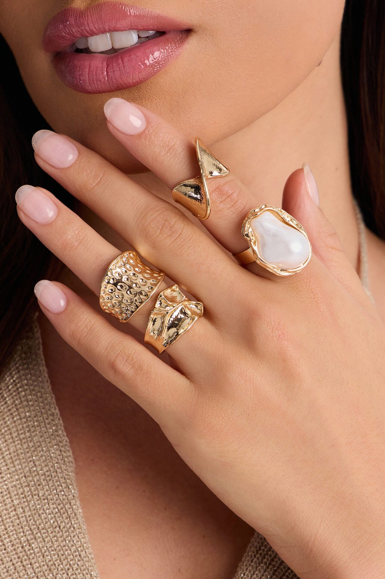 Edge Of Desire 4 Piece Ring Set - Gold