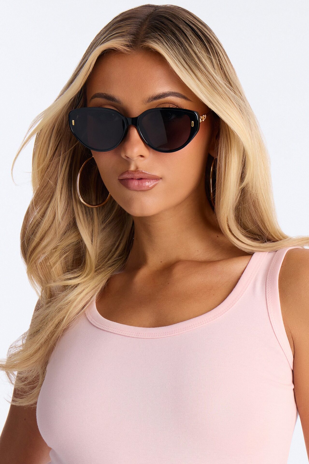 Tell Me The Tea Sunglasses - Black