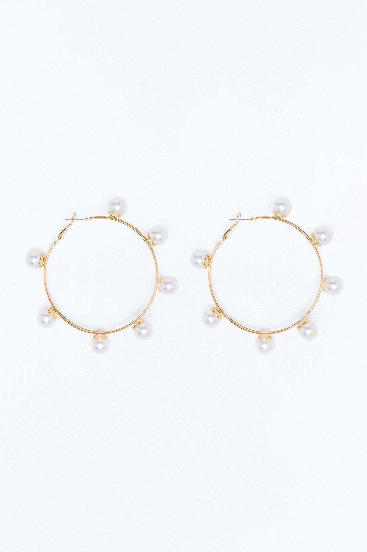 Perfect Pearls Hoop Earrings - Gold
