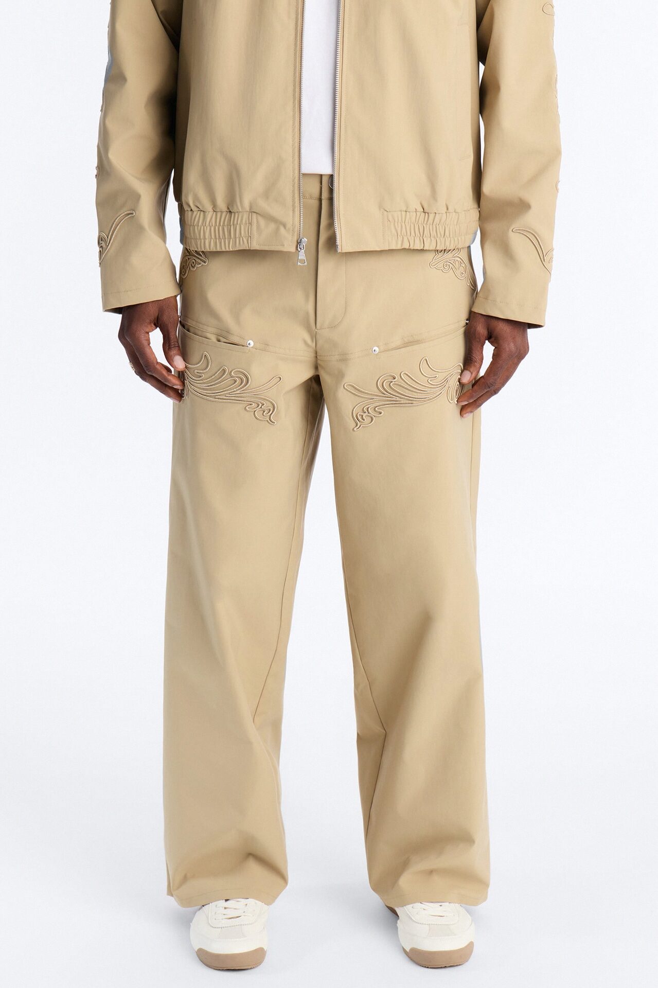 Delaro Embroidered Baggy Pant - Khaki