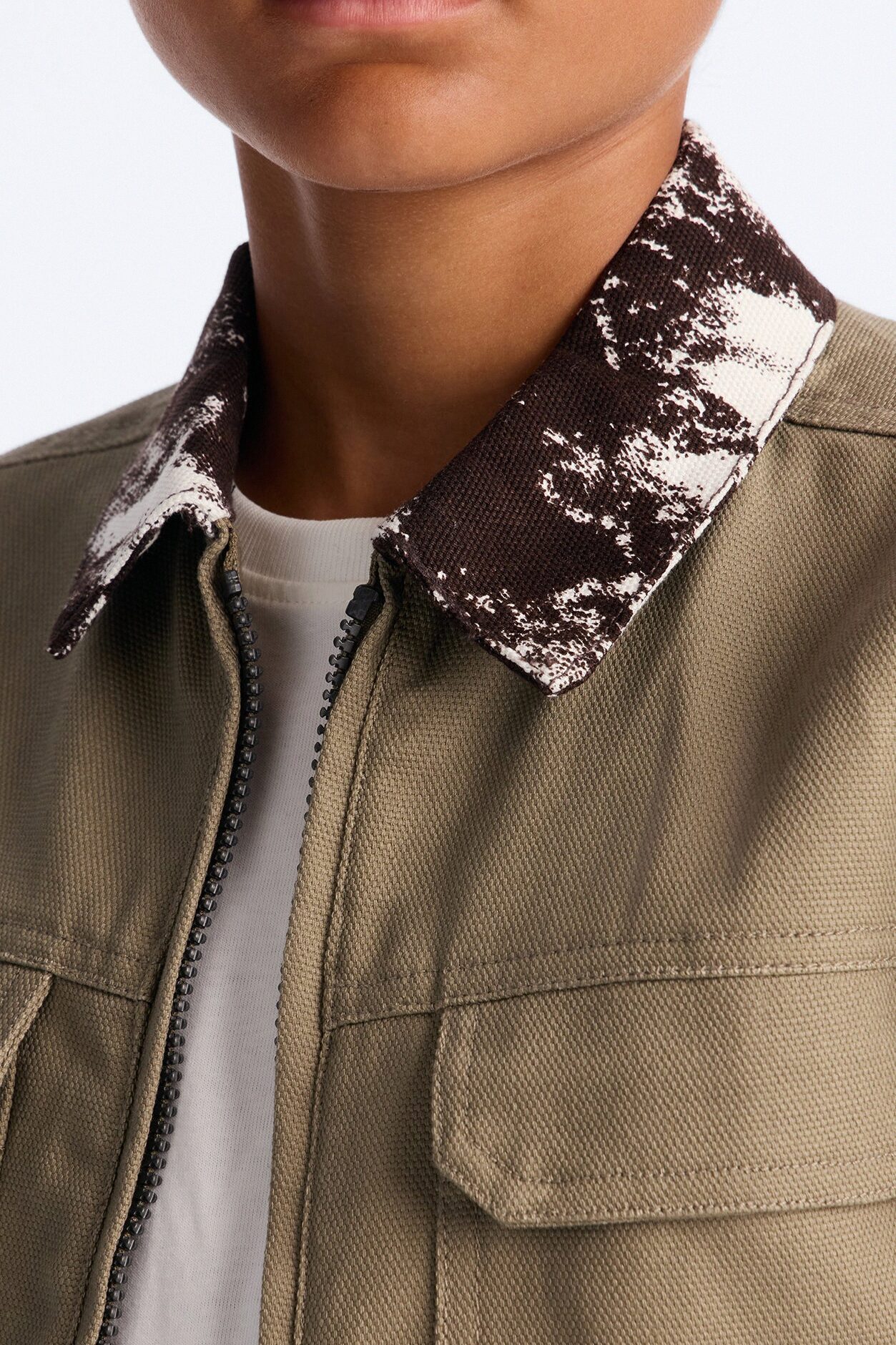 Mini Canon Contrast Collar Zip Up Shirt - Taupe