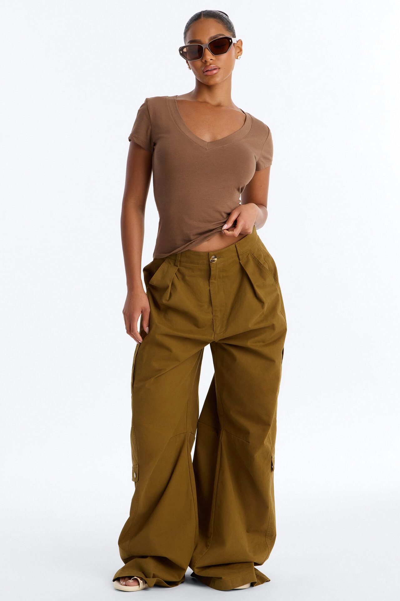 Ashley V-Neck Top - Mocha