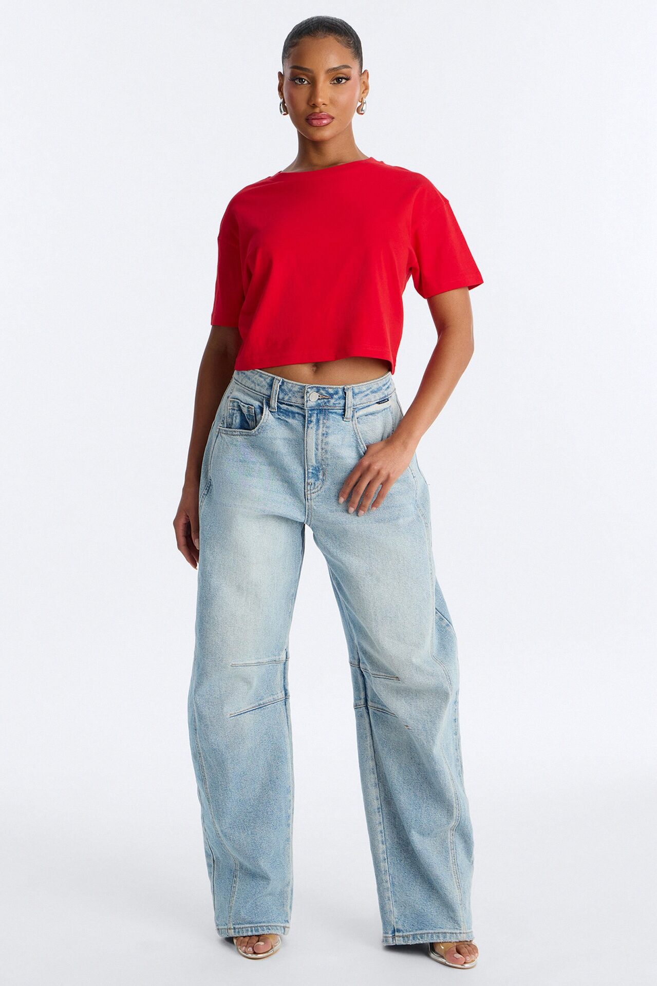 Simple And Modern Cropped Tee - Red