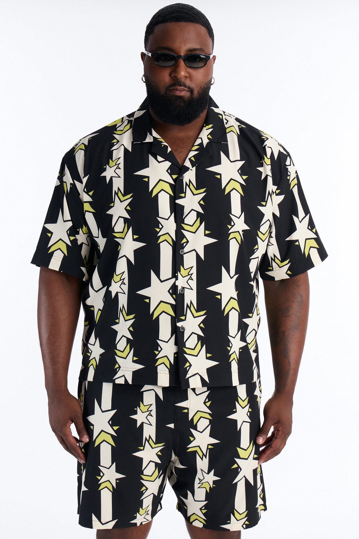Relaxed Star Drift Cuban Collar Button Up Shirt - Multi Color