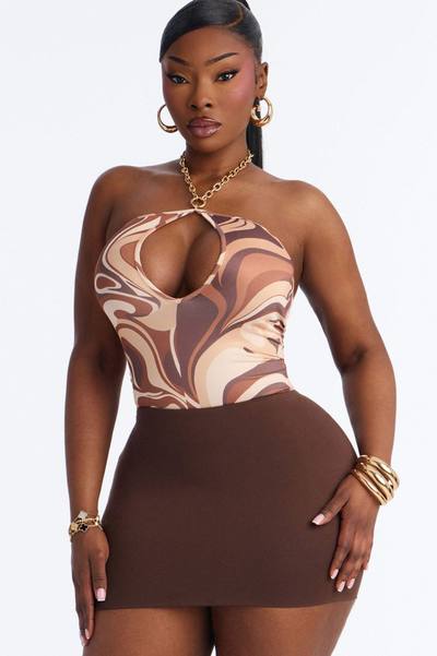 Capri Abstract Y Neck Chain Bodysuit - Brown/combo
