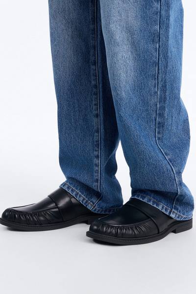 Ruched Toe Faux Leather Slip On Loafer - Black