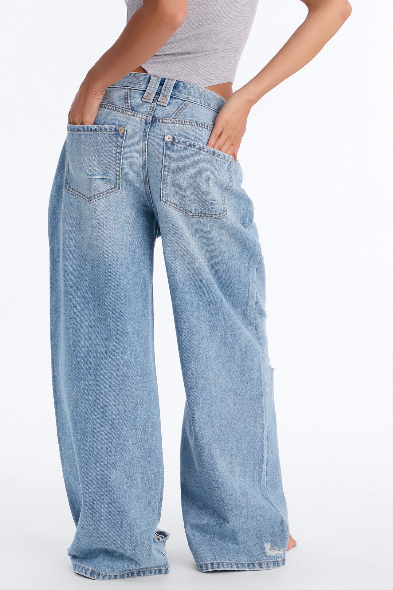 The Last Stop Ripped Baggy Jeans - Light Wash