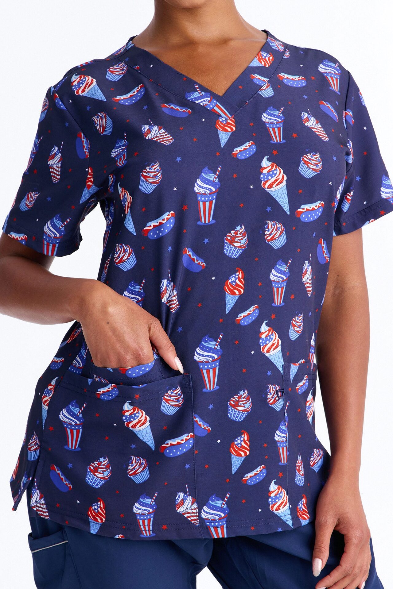 Snack Break Scrub Top - Navy/combo