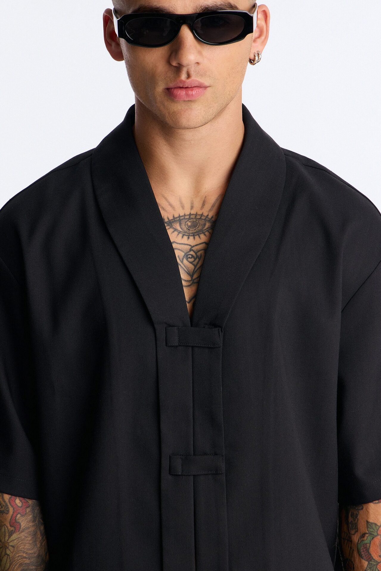Maison Tailored Toggle Shirt - Black