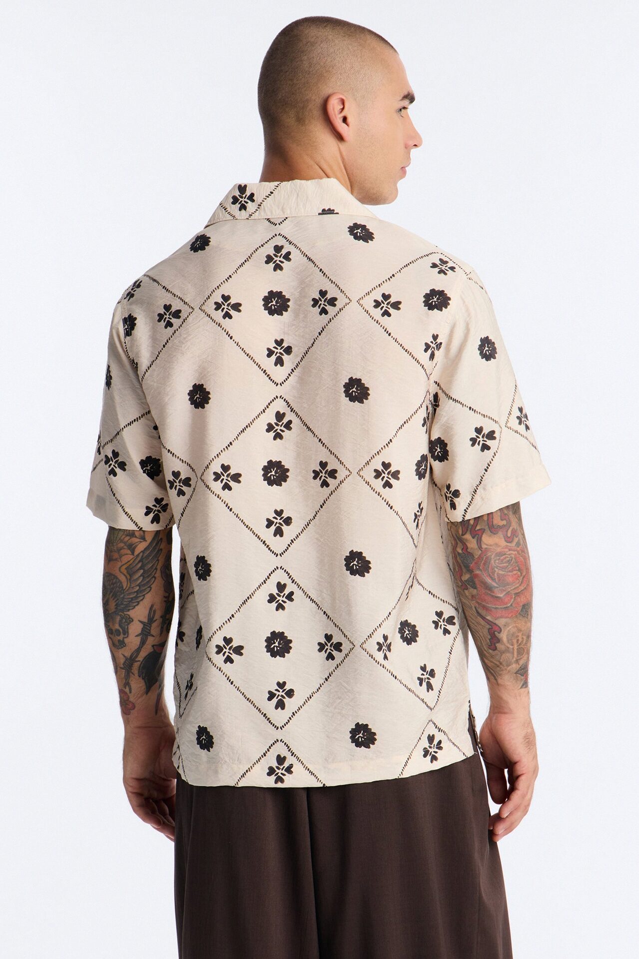 Languid Getaway Button Up Shirt - Cream/combo