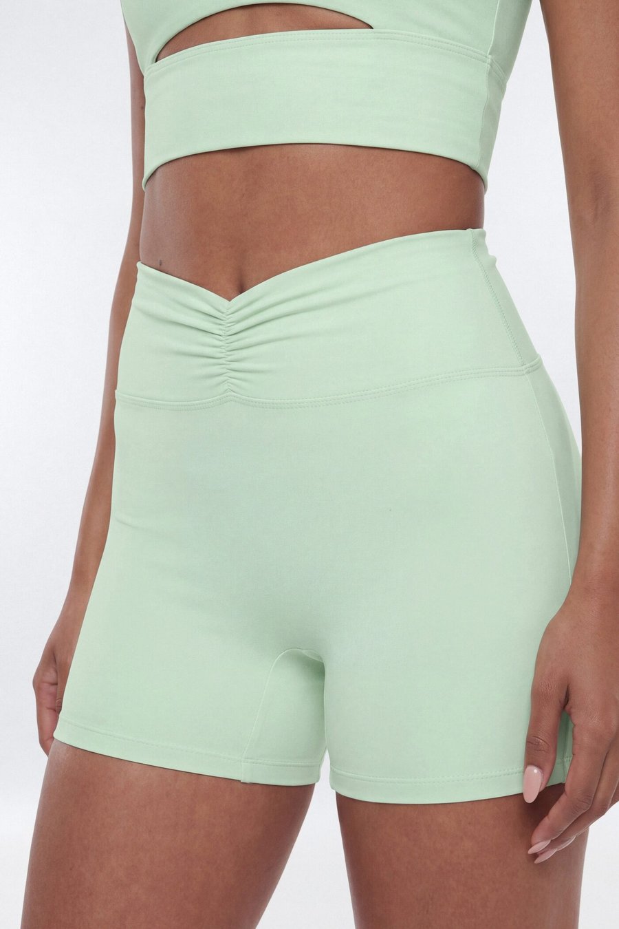 ButterSoft 4″ V Front Ruched Biker Shorts - Mint